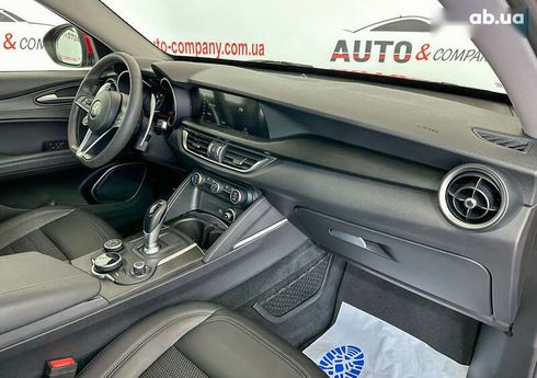 Alfa Romeo Stelvio 2017 - фото 25