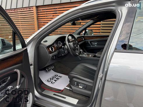 Bentley Bentayga 2017 - фото 19