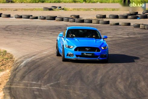 Ford Mustang 2017 - фото 13