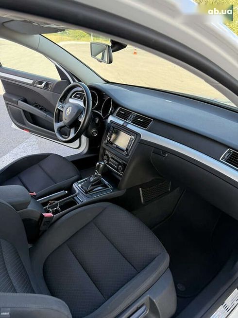 Skoda Superb 2014 - фото 28