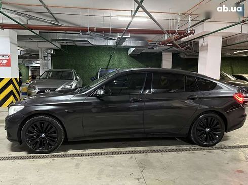 BMW 5 серия 2015 - фото 18