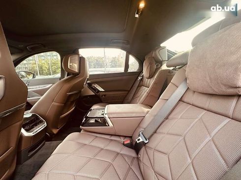 BMW 7 серия 2024 - фото 23