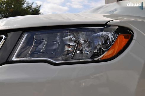 Jeep Compass 2019 - фото 16