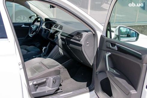 Volkswagen Tiguan 2021 - фото 22