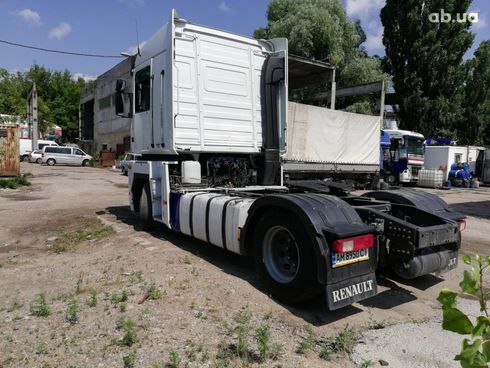 Renault Magnum 2012 белый - фото 2