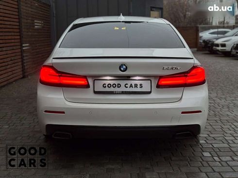 BMW 5 серия 2020 - фото 6