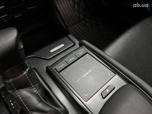 Lexus ES 2018 - фото 28