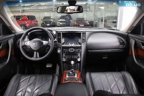 Infiniti QX70 2013 - фото 15