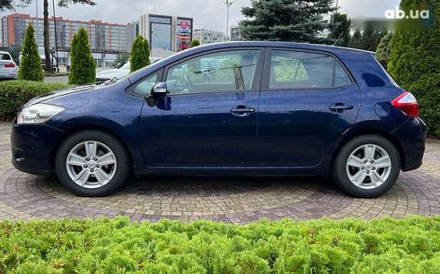 Toyota Auris 2010 - фото 4