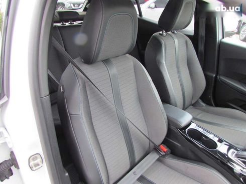 Peugeot 2008 2021 - фото 21