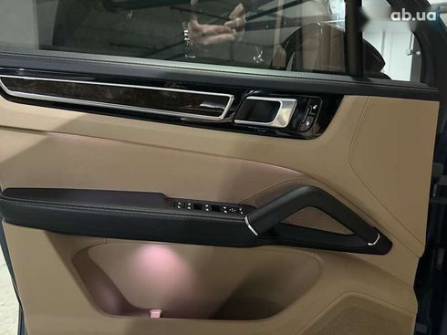 Porsche Cayenne 2018 - фото 22