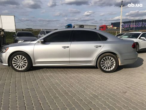 Volkswagen Passat 2016 серый - фото 21