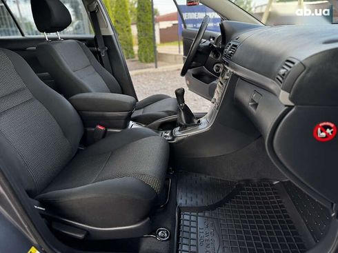 Toyota Avensis 2006 - фото 30