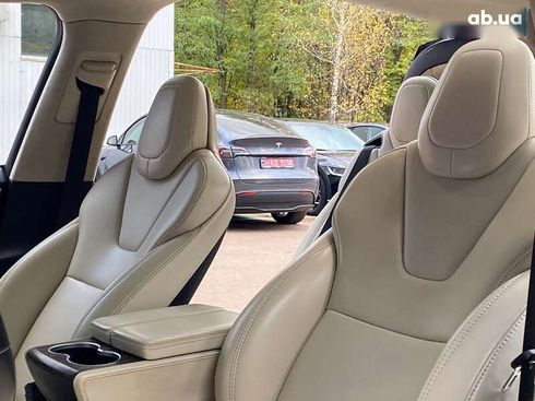 Tesla Model X 2017 - фото 13