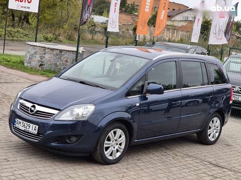 Opel Zafira 2011 - фото 3