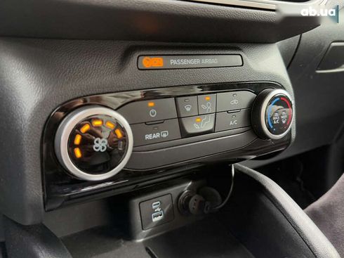 Ford Escape 2021 - фото 18