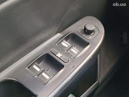 Volkswagen Passat 2006 зеленый - фото 19