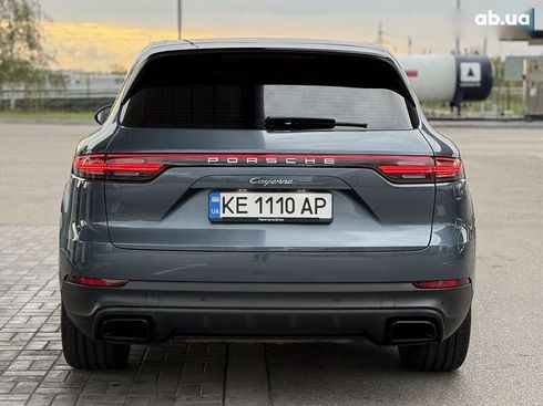 Porsche Cayenne 2018 - фото 14
