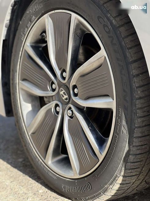 Hyundai Ioniq 2018 - фото 17