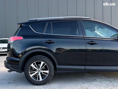 Toyota RAV4 2016 черный - фото 7