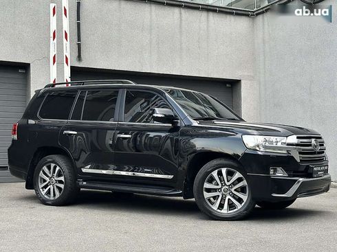 Toyota Land Cruiser 2017 - фото 5
