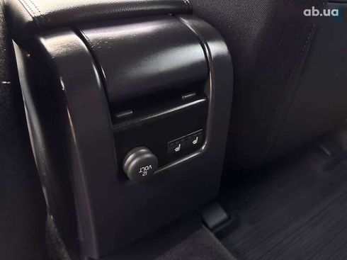 Volvo XC60 2017 - фото 22