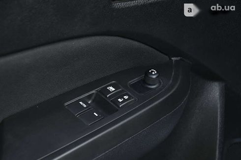 Suzuki Vitara 2018 - фото 11