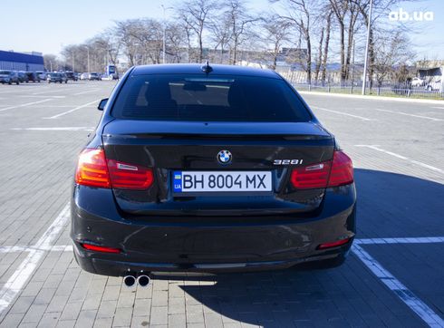 BMW 3 серия 2013 черный - фото 5