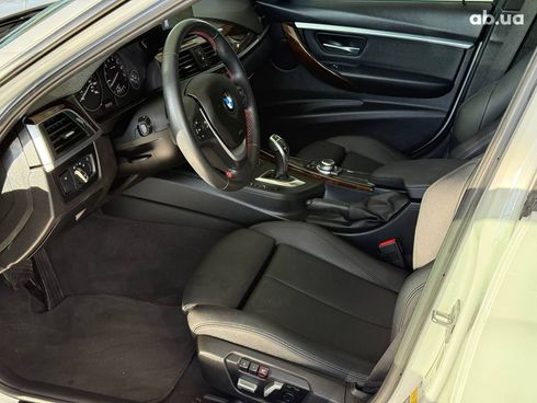 BMW 3 серия 2016 белый - фото 6