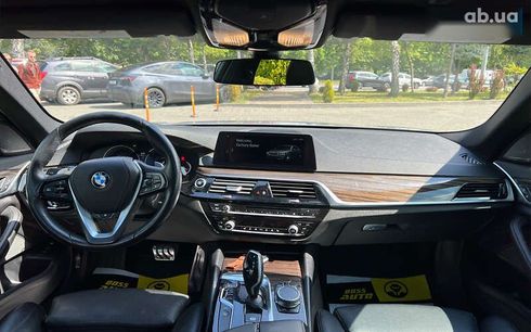 BMW 5 серия 2018 - фото 11