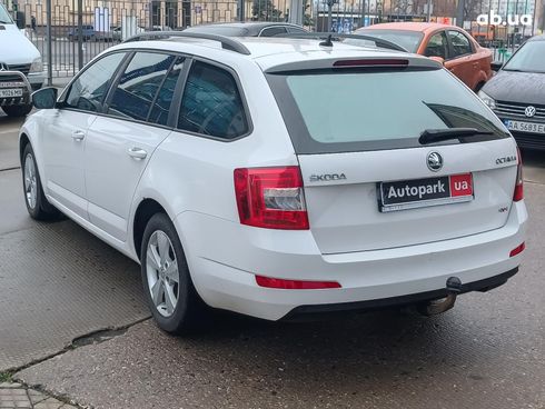 Skoda Octavia 2014 белый - фото 35