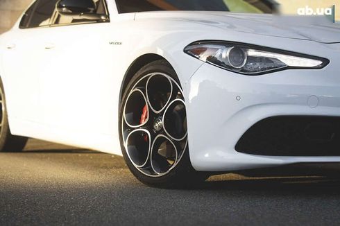 Alfa Romeo Giulia 2022 - фото 9