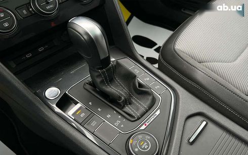 Volkswagen Tiguan 2020 - фото 23