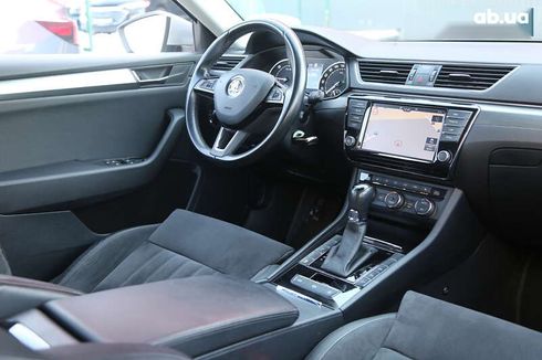 Skoda Superb 2015 - фото 13