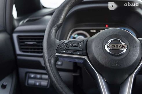 Nissan Leaf 2021 - фото 17