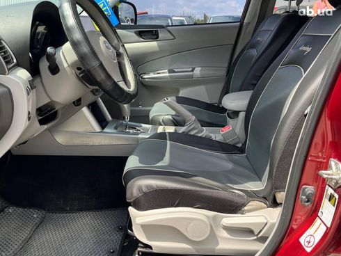 Subaru Forester 2012 красный - фото 14