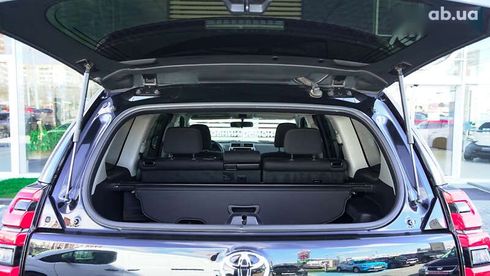 Toyota Land Cruiser Prado 2019 - фото 11