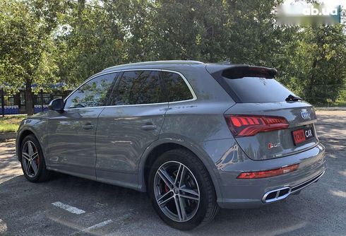 Audi SQ5 2018 - фото 20
