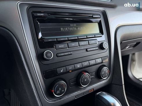 Volkswagen Passat 2014 - фото 26