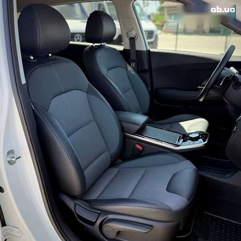 Kia Niro 2019 - фото 23