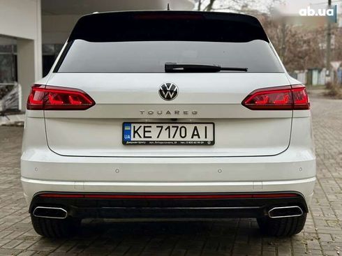 Volkswagen Touareg 2023 - фото 22