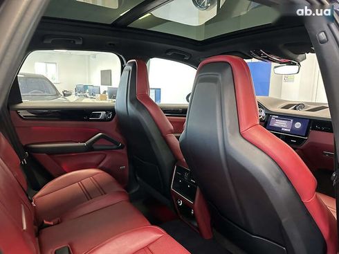 Porsche Cayenne 2022 - фото 17