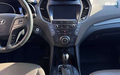 Hyundai Grand Santa Fe 2018 - фото 12