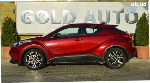 Toyota C-HR 2017 - фото 7