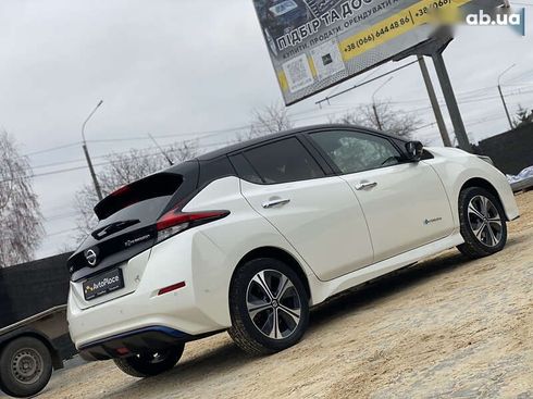 Nissan Leaf 2019 - фото 13