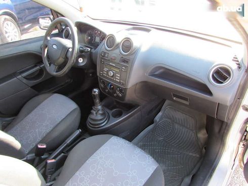 Ford Fiesta 2008 - фото 18