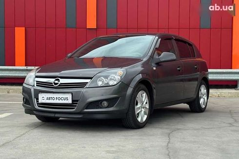 Opel Astra 2010 - фото 4