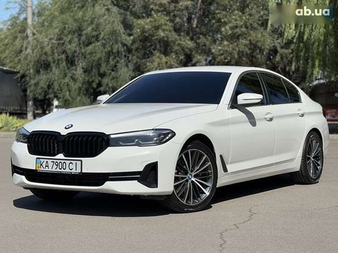 BMW 5 серия 2020 - фото 3