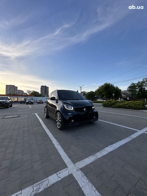Smart Fortwo 2017 черный - фото 2