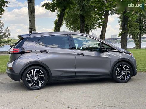 Chevrolet Bolt 2022 - фото 11